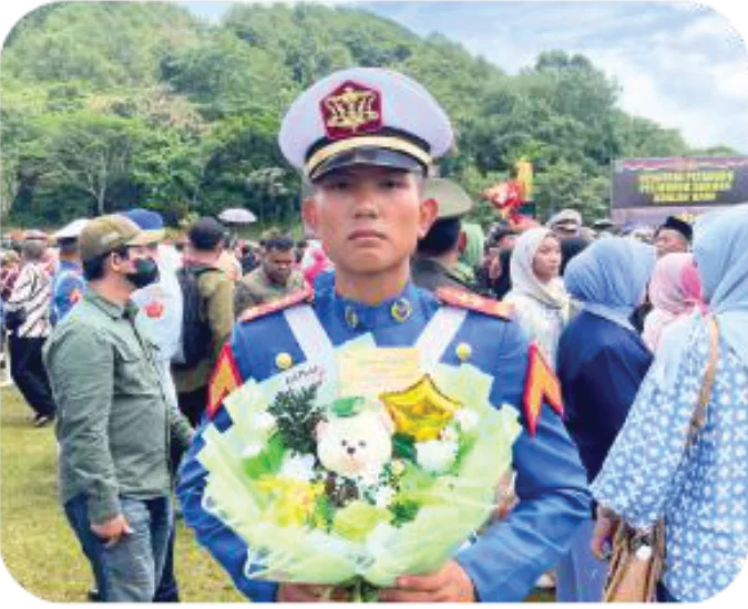 Menjadi Abdi Negara